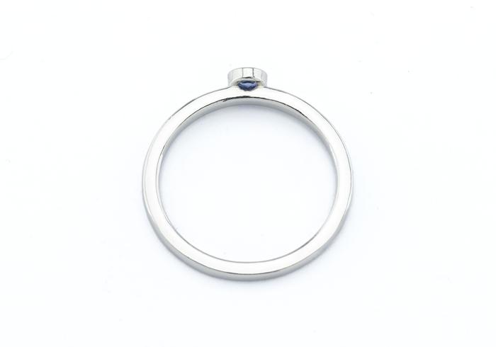 14K Yogo Sapphire Bezel Stacking Ring