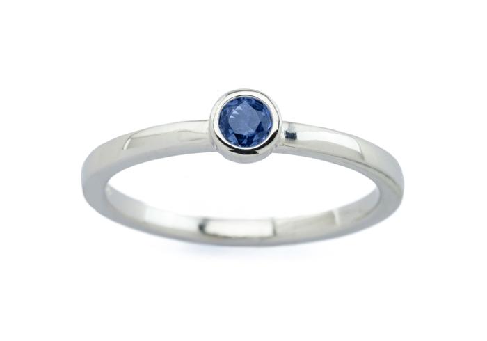 14K Yogo Sapphire Bezel Stacking Ring