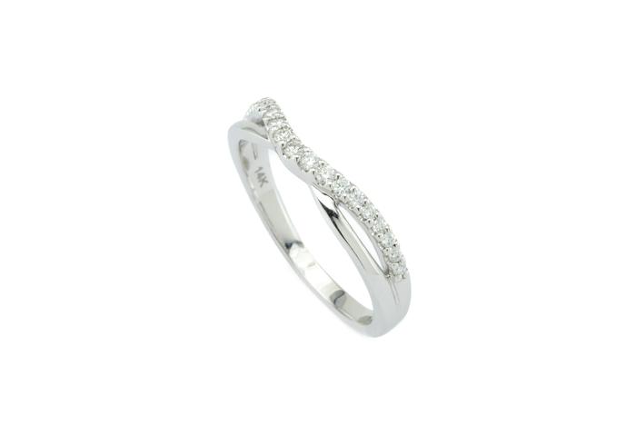 14K Diamond Wedding Band