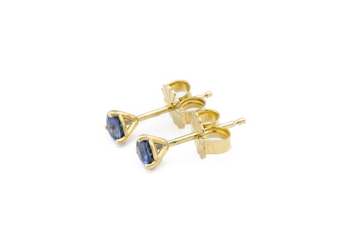14K Yogo Sapphire Three Prong Stud Earrings