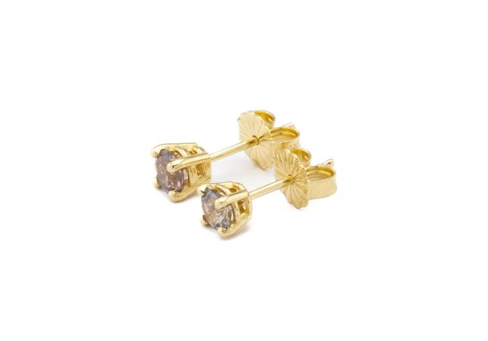 14K Montana Sapphire Four Prong Studs