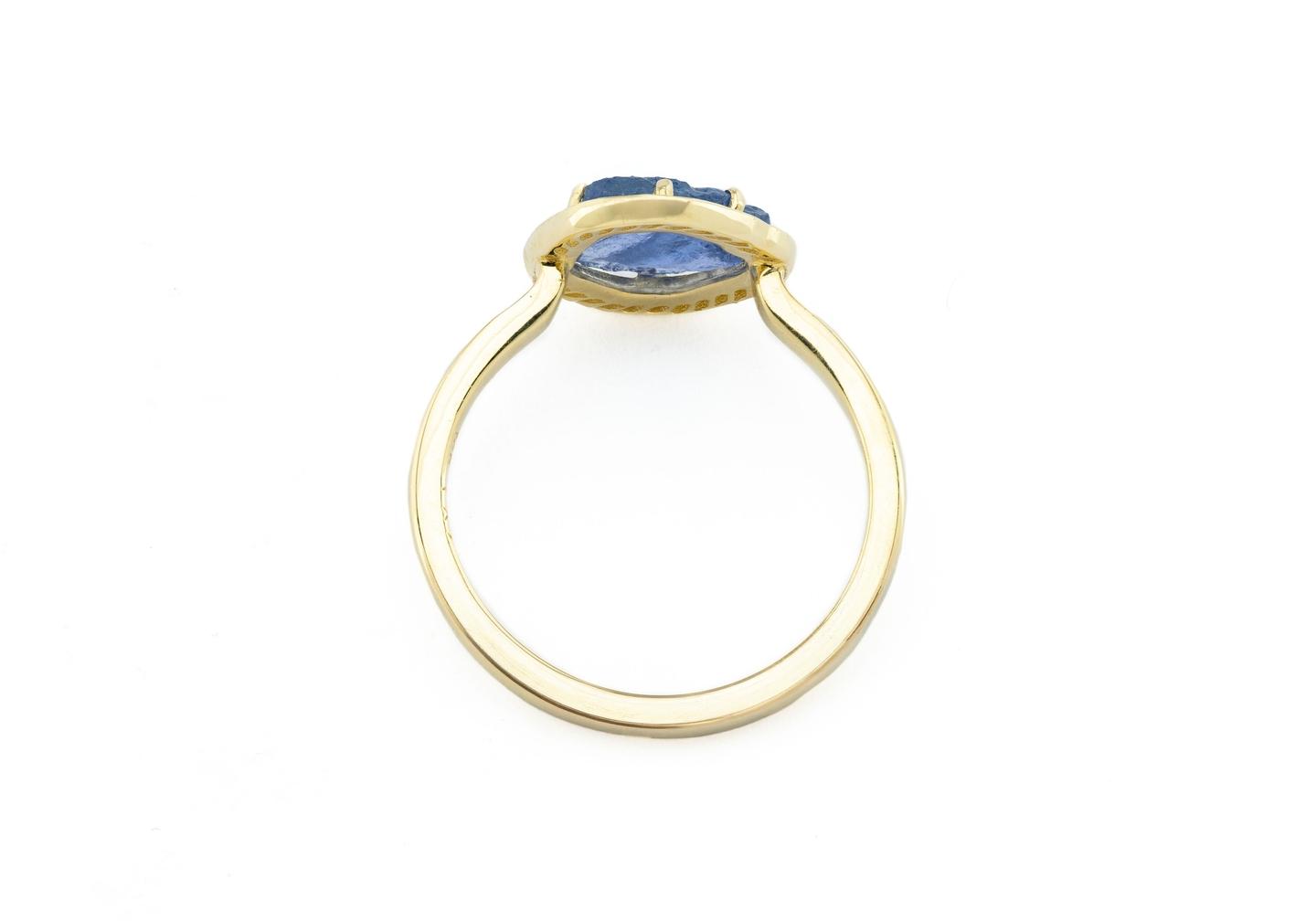 14K Aurum Yogo Sapphire Halo Ring