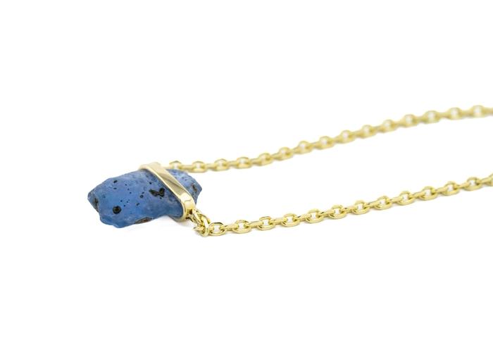 14K Yellow Gold Rough Yogo Sapphire Wrap Pendant