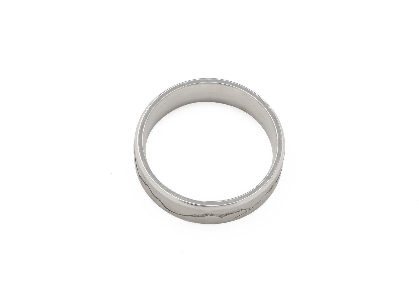 14K Mountain Range Hand Engraved Band | Aurum Collection