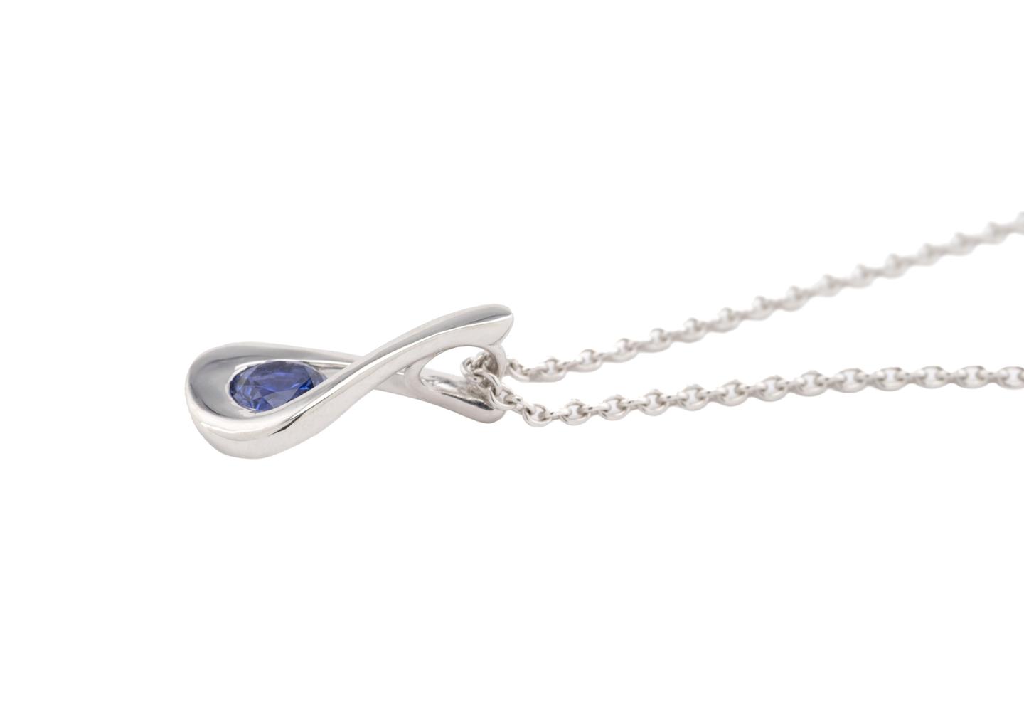14K Yogo Sapphire Twist Necklace