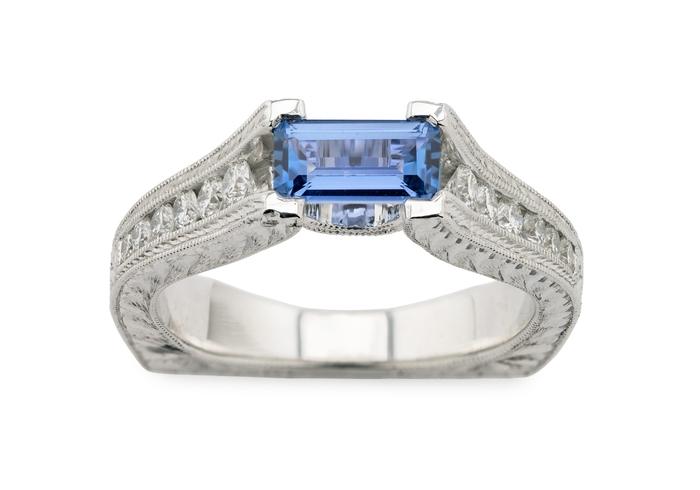 14K Yogo Sapphire Engraved Ring