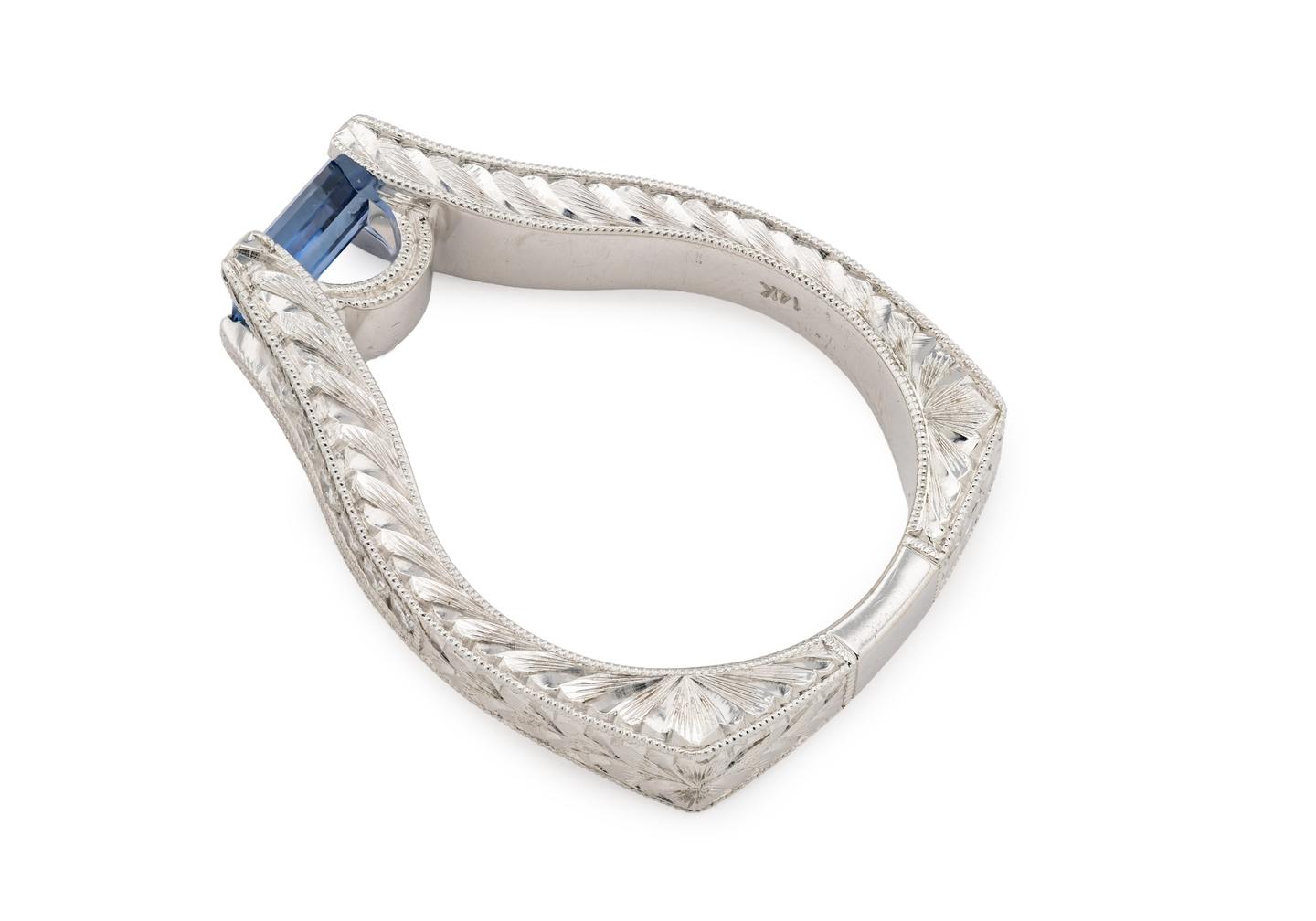 14K Yogo Sapphire Engraved Ring
