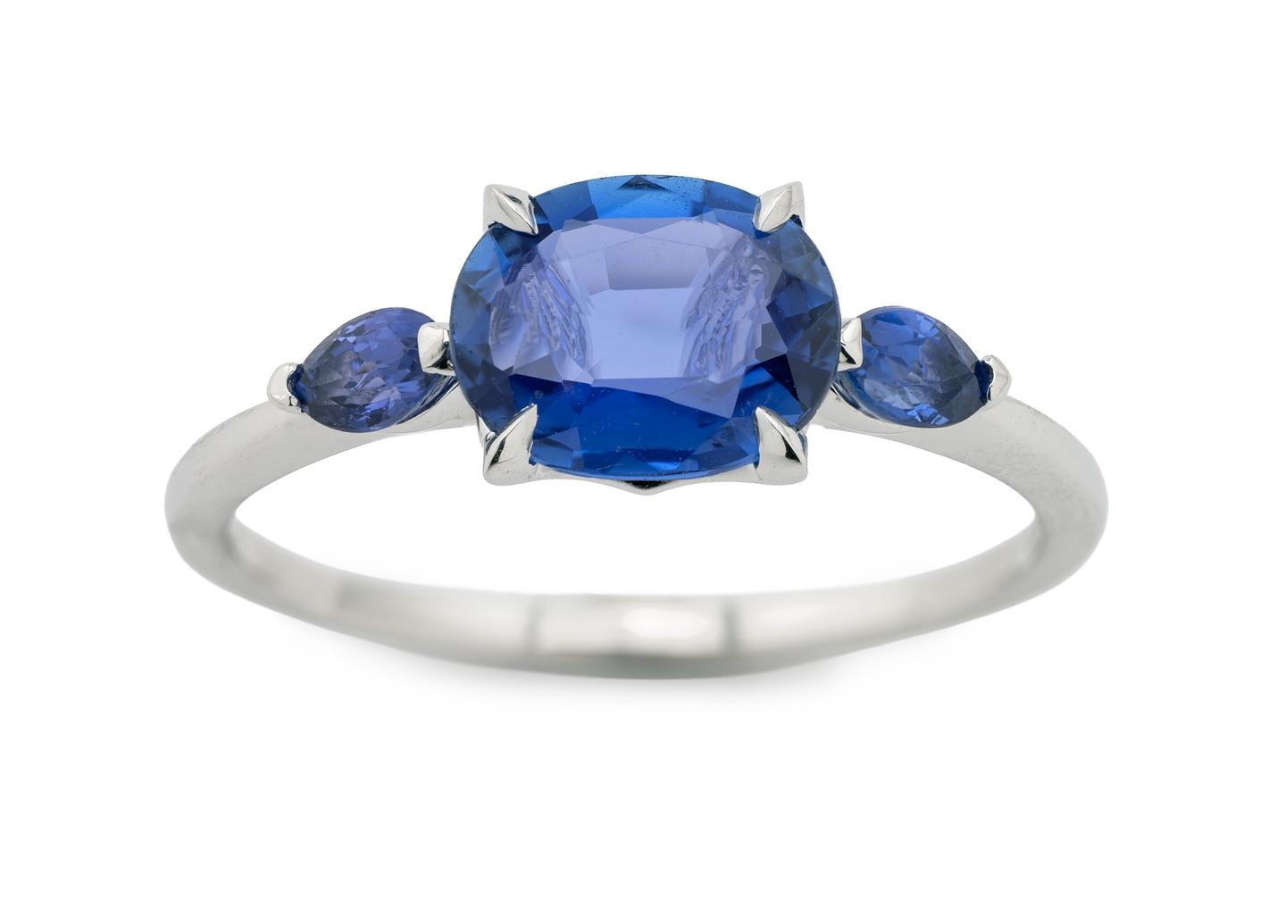 14K Yogo Sapphire East West Three Stone Ring