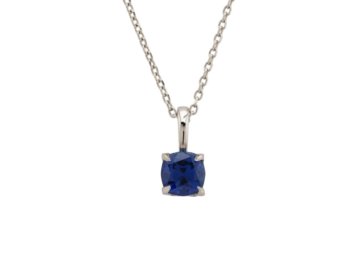 Platinum Yogo Sapphire Solitaire Pendant