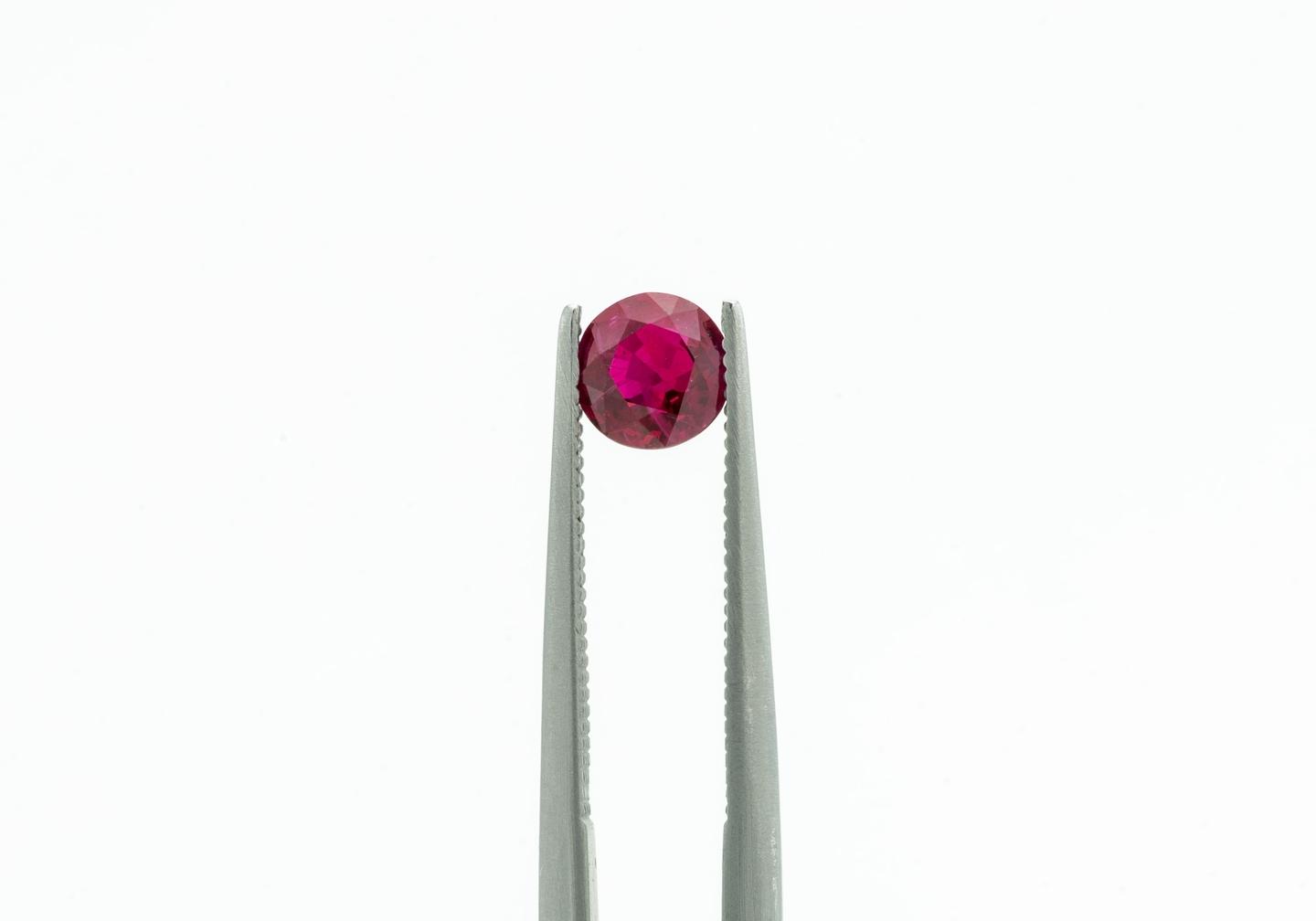 0.93ct Ruby