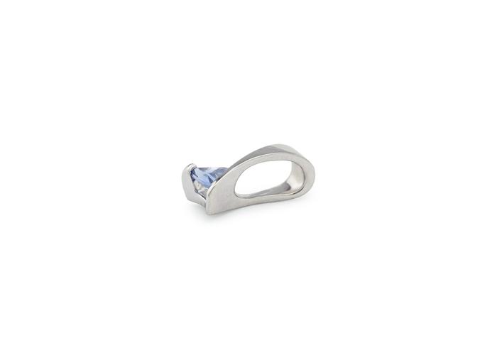 14K Geometric Yogo Sapphire Pendant