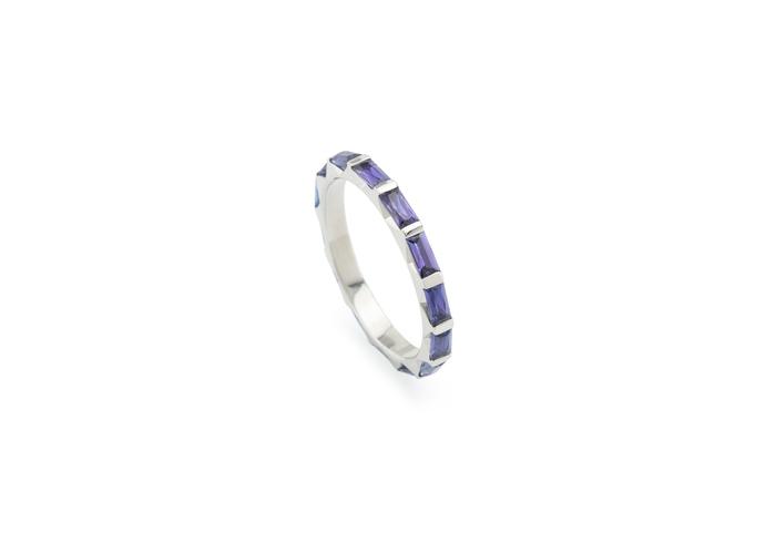 Platinum Gradient Yogo Sapphire Eternity Wedding Band | Aurum Collection