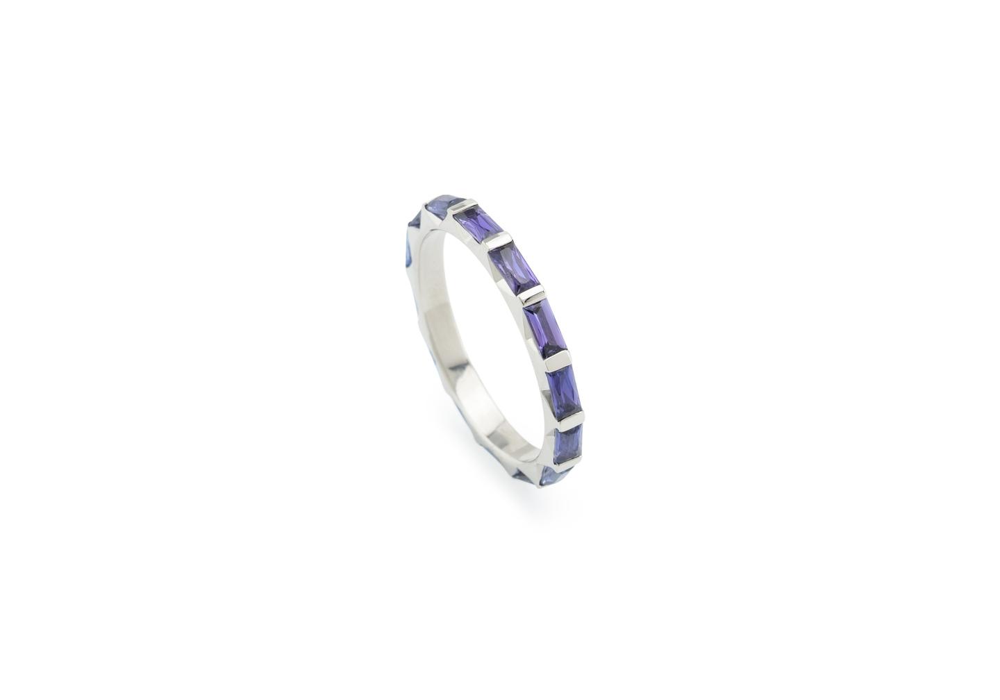 Platinum Gradient Yogo Sapphire Eternity Wedding Band | Aurum Collection