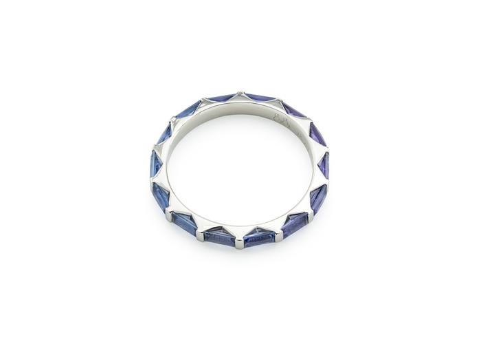 Platinum Gradient Yogo Sapphire Eternity Wedding Band | Aurum Collection