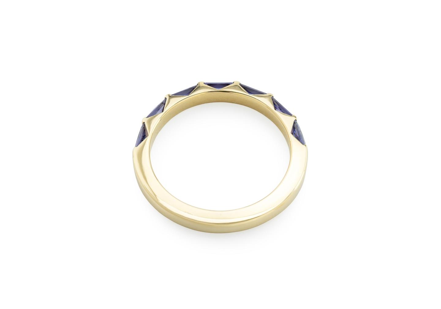 14K Purple Yogo Sapphire Wedding Band | Aurum Collection