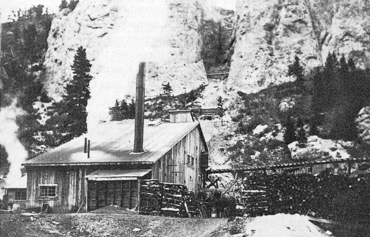 The American Mine hoist